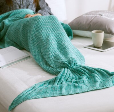 Mermaid Dreams Knit Blanket – Cozy Tail for Your Inner Princess