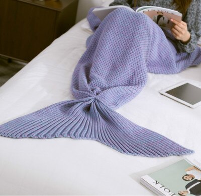 Mermaid Dreams Knit Blanket – Cozy Tail for Your Inner Princess