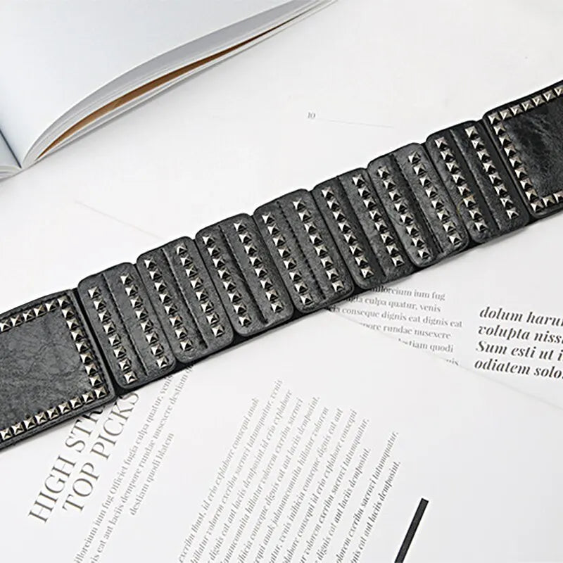 No Limits Wide Faux Leather Belt