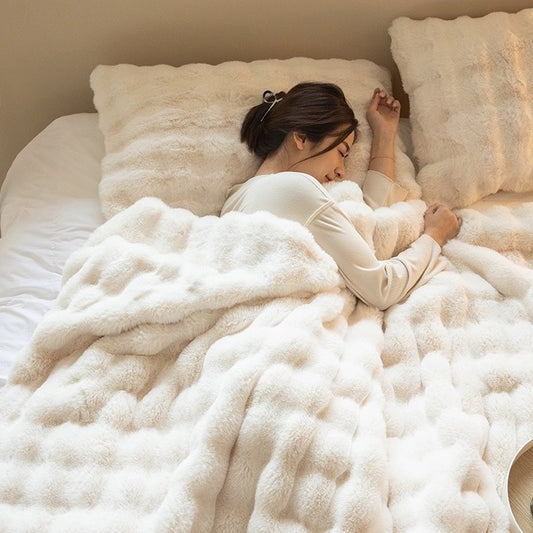 Double-Sided Rabbit Fleece Blanket – Plush, Soft, and Seriously Cozy