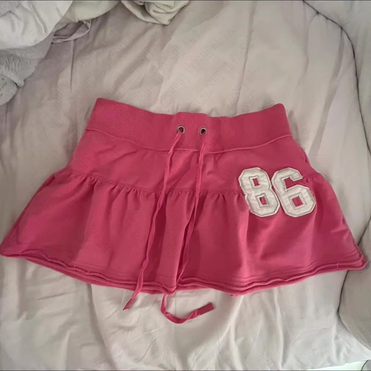 Ribbon and Bows Cake Skirt