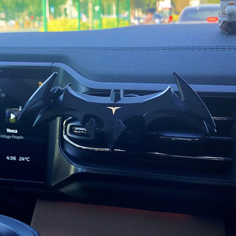 Dark Knight 4-6.5 Inch Car Phone Mount