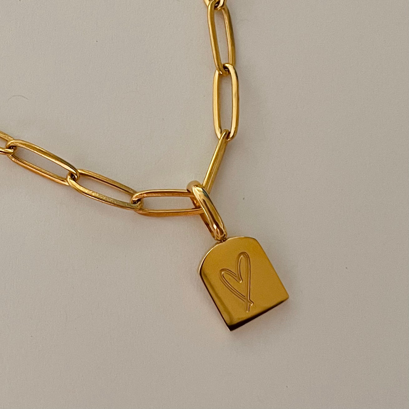 Effortless Boho Heart Necklace - 18K Gold